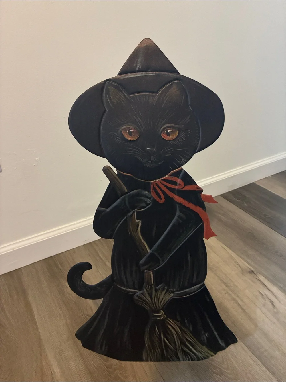 NWT- 23” Black Cat Witch Halloween Metal Easel Stand Porch Sign Decoration